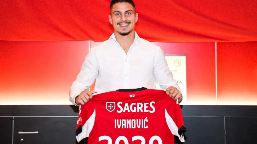 Benfica paga 22,8 milhões pelo passe do croata Franjo Ivanovic