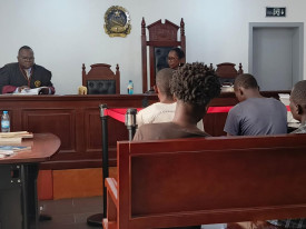 Tribunal condena cidadãos  - DR