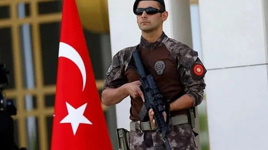 Cerca de 30 supostos membros do Estado Islâmico detidos na Turquia