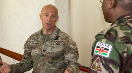 EUA reavaliam estatuto do Quénia na NATO devido laços com a China  - DR