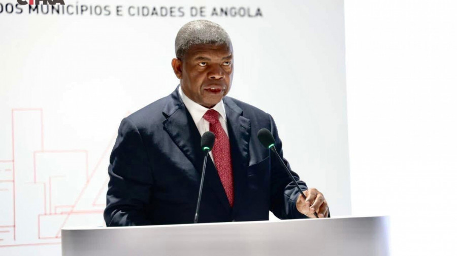 Presidente João Lourenço discursa na abertura da quinta edição edição da Feira dos Municípios e Cidades de Angola (FMCA)