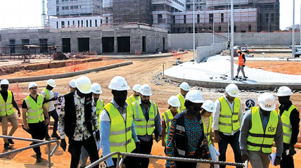 Visita ás obras do Hospital dos Queimados - DR