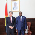 Ministro das Relações Exteriores reuniu-se com embaixador do Japão acreditado em Angola