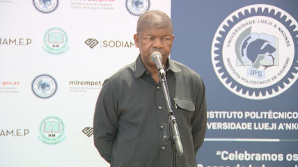 Presidente da República, João Lourenço, responde aos jornalistas na Lunda Sul