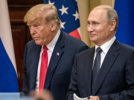 Trump e Putin assinalam progressos na cimeira no Alasca - DR