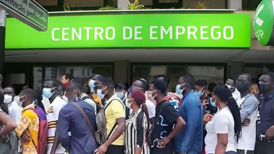Angola regista aumento de 18 milh&otilde;es postos de trabalho no 2&ordm; trimestre