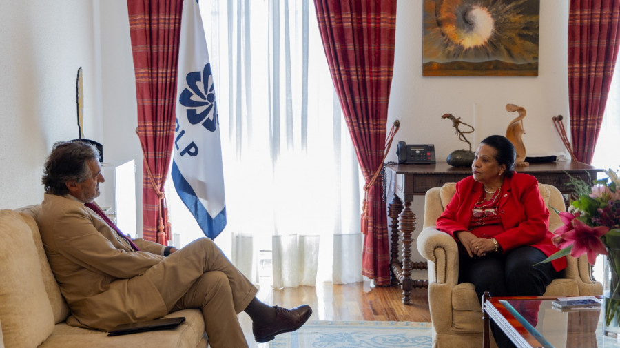 Fátima Jardim com representante português na CPLP