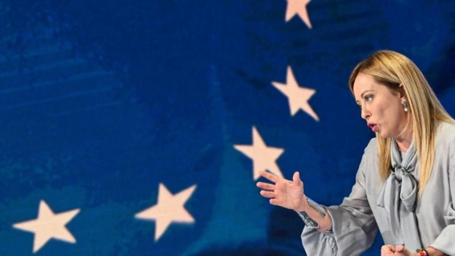 L&iacute;der italiana acusa Uni&atilde;o Europeia de estar condenada &agrave; irrelev&acirc;ncia geopol&iacute;tica