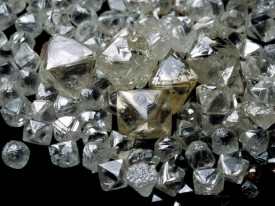 Mais de 300 pedras de diamantes apreendidas na Lunda-Norte - DR