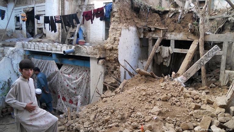 Mais de 800 mortos em forte terremoto que atingiu o Afeganistão