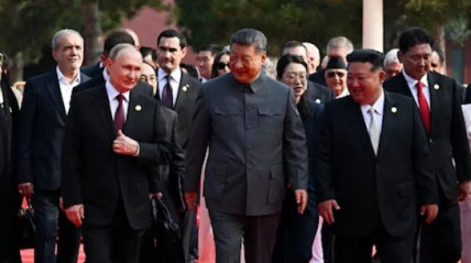 Xi Jinping reúne com os homólogos da Rússia e da Coreia do Norte - DR