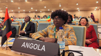 Ministra da Saúde, Sílvia Lutucuta, na reunião sobre cobertura universal da saúde, em Adis Abeba, Etiópia - Cedida