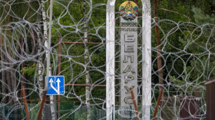 Polónia fecha fronteira com Bielorrússia por