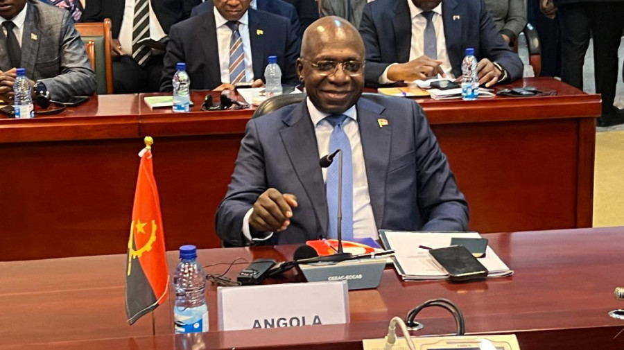 Ministro T&eacute;te Ant&oacute;nio na reuni&atilde;o do Conselho de Ministros da CEEAC, em Malabo (Guin&eacute; Equatorial)
