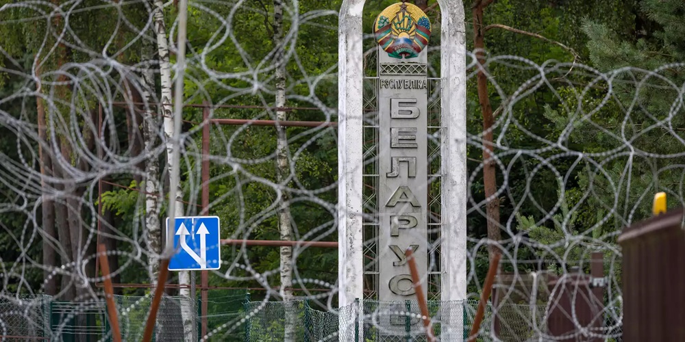 Pol&oacute;nia fecha fronteira com Bielorr&uacute;ssia por "raz&otilde;es de seguran&ccedil;a"