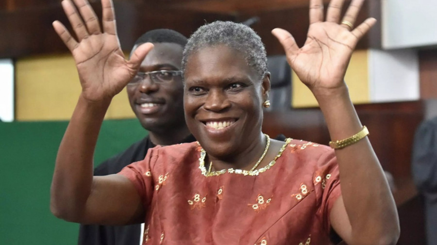 Candidatura de Simone Gbagbo agita corrida presidencial na Côte d'Ivoire