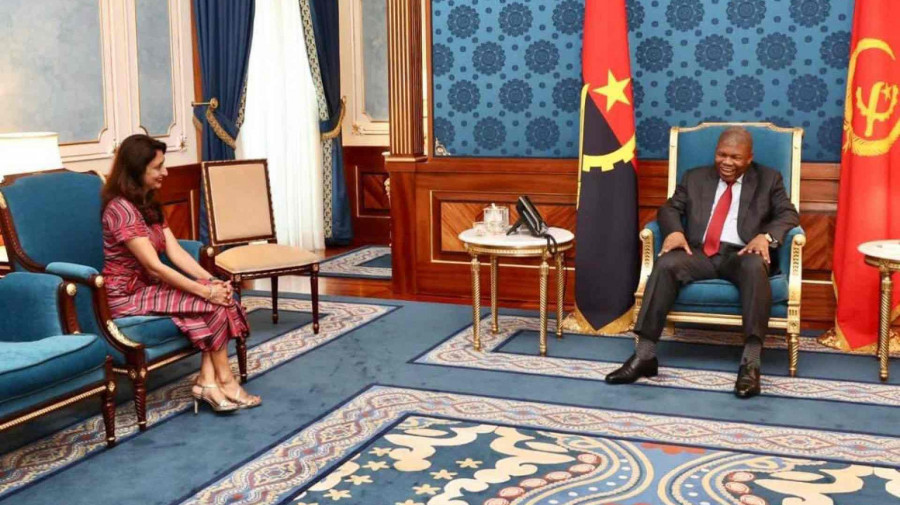 Coordenadora residente da ONU, Zahira Virani, despede-se do Presidente da Rep&uacute;blica, Jo&atilde;o Louren&ccedil;o