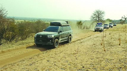 Raid Okavango percorre províncias de Angola e a Zâmbia e a Namíbia - Edições Novembro