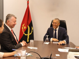Angola e Turquia analisam cooperação em projectos de petróleo e gás - DR
