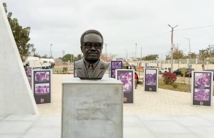 Inaugurado busto de António Agostinho na vila de Catete