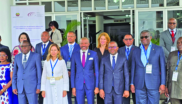 Participantes na Reuni&atilde;o da Associa&ccedil;&atilde;o dos Secret&aacute;rios-Gerais dos Parlamentos de L&iacute;ngua Portuguesa (ASG-PLP)