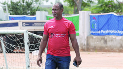 Director nacional do desporto, Matos Cardoso - Edições Novembro