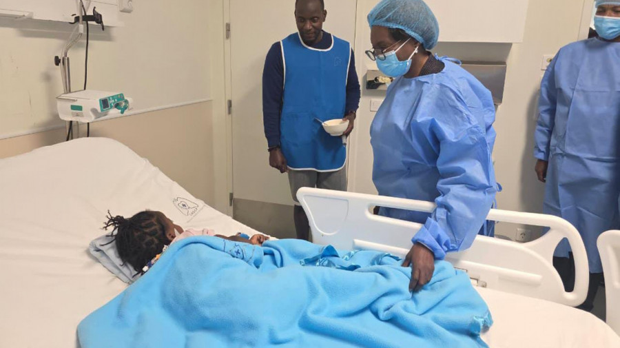 Ministra da Sa&uacute;de em visita ao Complexo Hospitalar Cardeal Dom Alexandre do Nascimento 
