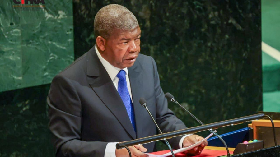 Presidente da Rep&uacute;blica e em exerc&iacute;cio da Uni&atilde;o Africana, Jo&atilde;o Louren&ccedil;o, discursa na 80&ordf; sess&atilde;o da Assembleia Geral da ONU