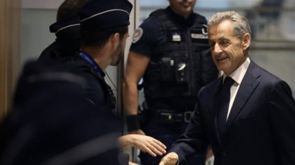 Ex-presidente francês Nicolas Sarkozy condenado a cinco anos de prisão - DR