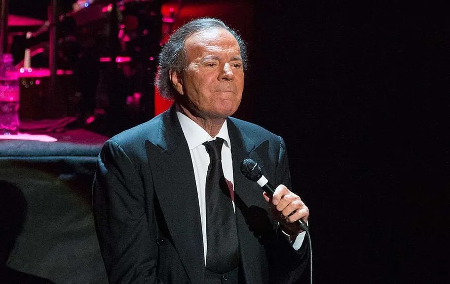 Júlio Iglesias 