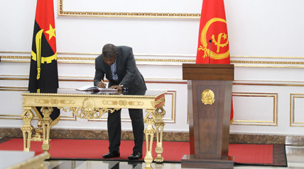 Presidente da República, João Lourenço  - Edições Novembro 