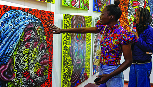 Exposição Ecos da Infância de Alex Machado mostra a pureza das crianças