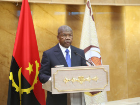 Presidente da República, João Lourenço, anuncia condecoração dos signatários dos Acordos de Alvor - Edições Novembro