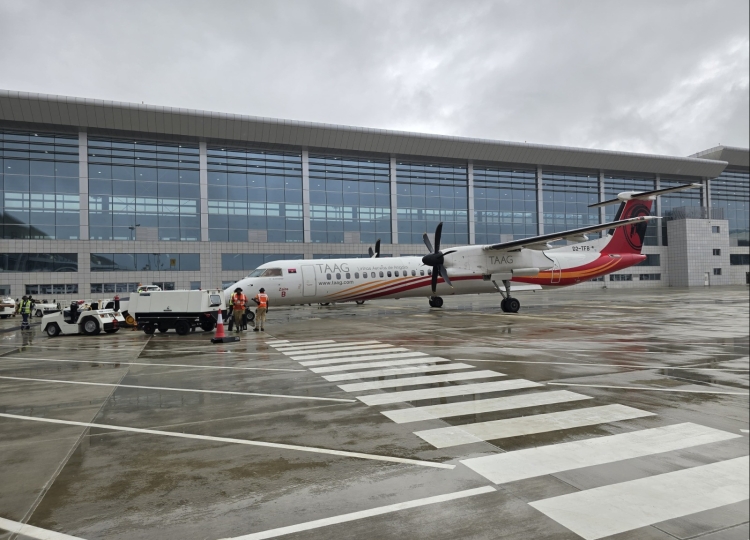 TAAG deixa de operar no Aeroporto Internacional 4 de Fevereiro