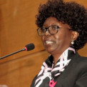 Ministra da Sa&uacute;de, S&iacute;lvia Lutucuta 