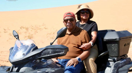 Presidente da República, João Lourenço, e Primeira-Dama da República, Ana dias Lourenço, no deserto do Namibe (Angola) - CIPRA