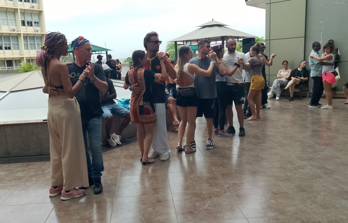 Festival de Kizomba abre com oficina de dança