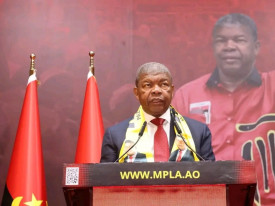 Presidente do MPLA, João Lourenço, discursa na abertura da reunião do comité Central do seu partido - DR