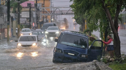Sobe para 28 número de mortos na Jamaica devido ao furacão Melissa - DR