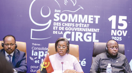 Ministra da Acção Social, Família e Promoção da Mulher - DR