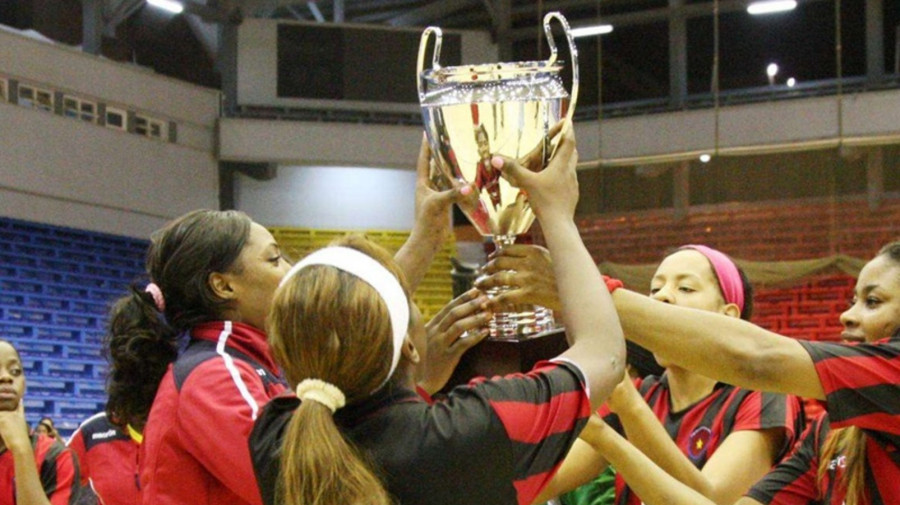 Clube 1.&ordm; de Agosto vence Superta&ccedil;a em andebol pela 5.&ordf; vez
