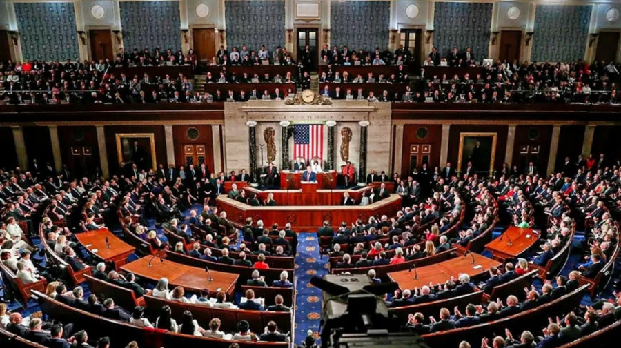 Senado norte-americano alcan&ccedil;a acordo para p&ocirc;r fim &agrave; mais longa paralisa&ccedil;&atilde;o do Governo