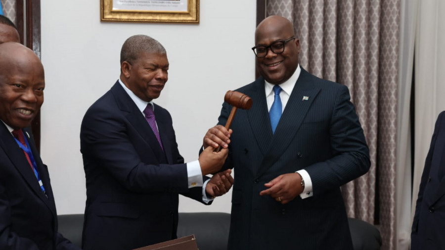 Presidente Jo&atilde;o Louren&ccedil;o transfere presid&ecirc;ncia da CIRGL para hom&oacute;logo da RDC, F&eacute;lix Tshisekedi