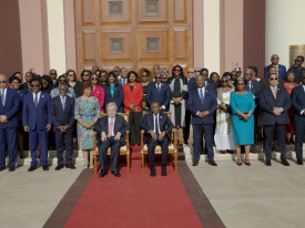 Secretário Geral da ONU, António Guterres, em foto de família com deputados angolanos - Site AN