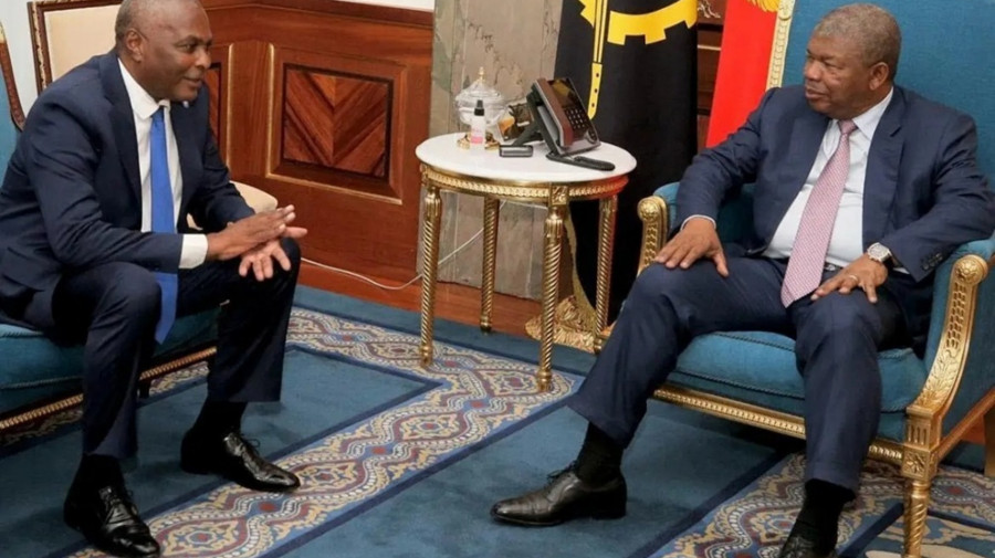 Presidente da República recebe delegação do partido PRA-JA Servir Angola