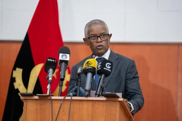 Chefe da Casa Militar do PR exige execução rigorosa do orçamento