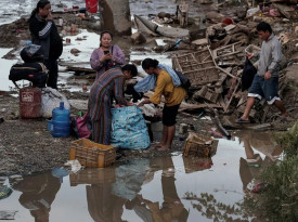 Sobe para 940 o número de mortos nas cheias em quatro países asiáticos - DR