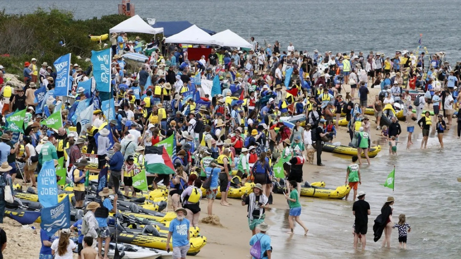 Detidas 141 pessoas na Austrália em protesto contra o porto de carvão