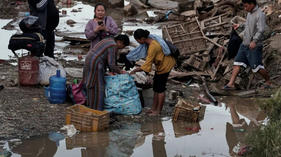 Sobe para 940 o número de mortos nas cheias em quatro países asiáticos