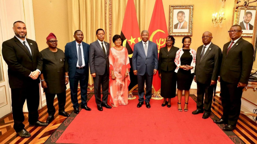 Presidente da República, João Lourenço, recebe os membros da Associação dos Provedores de Justiça e Mediadores dos Países Africanos